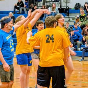 Seahawks soar, Faculty sore