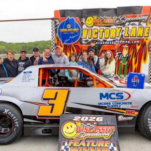 Dan Trask and family celebrate his first Strictly Street victory in seven years. Jasen Dickey Photography