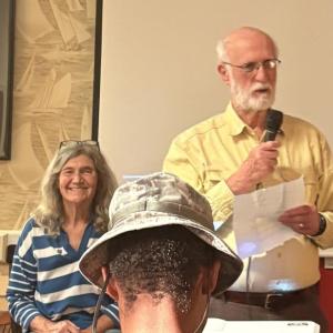 Jerry Homer introduces Mary Lou Teel, seated. EMMA BENVENUTO/Boothbay Register