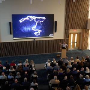 Senior Research Scientist John Burns shares with Big Splash attendees how much scientists have yet to learn about the ocean and all of the amazing creatures that live there. Courtesy of Bigelow Laboratory