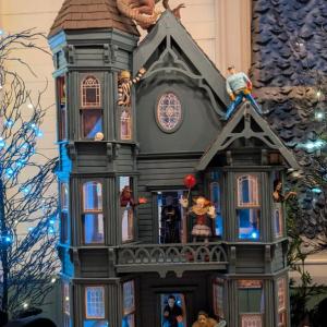 Shifting shadows, stories, haunt Boothbay Opera House