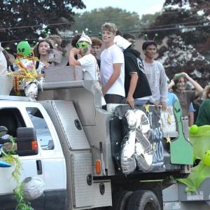 Junior float. KEVIN BURNHAM/Boothbay Register