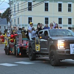Freshmen float. STEVE EDWARDS/Boothbay Register