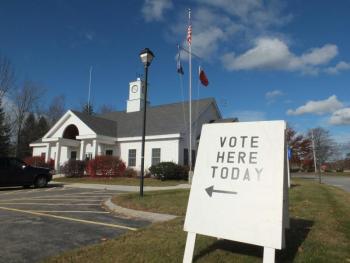 The Boothbay Town Office on November 5, 2013. RYAN LEIGTON/Boothbay Register